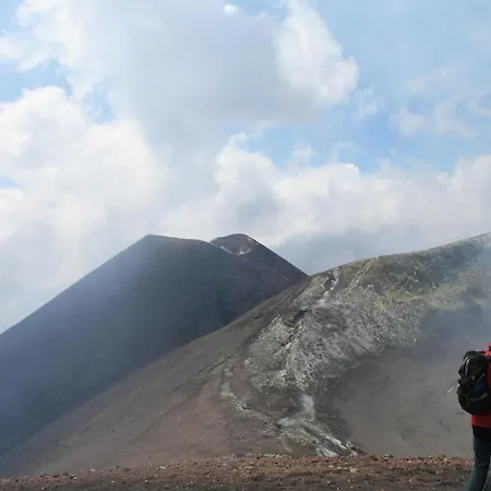 Rifugio Il Ginepro Dell'etna Chalet Linguaglossa
